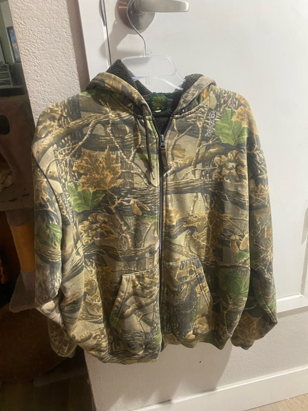 Cabela's Realtree Camo Zip Hoodie in Green, Brown and Tan